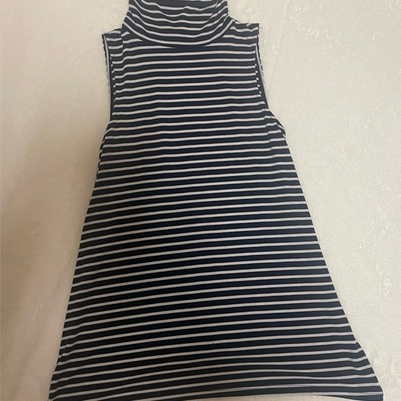 Athleta Sleeveless Turtleneck Tank Top Navy & White Stripes - Size XS - Picture 2 of 4
